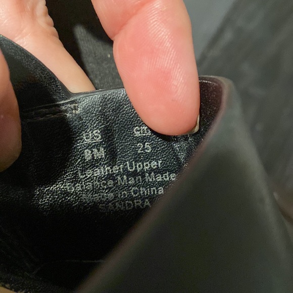 Bleecker & Bond Sandra Leather Wedge - Picture 6 of 8